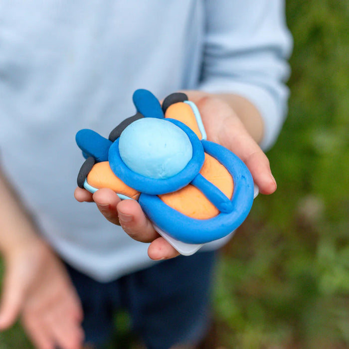 Tiger Tribe Clay Craft Pull Back Hovercraft