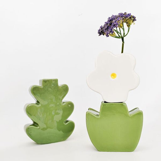 alice leaf and flower vases