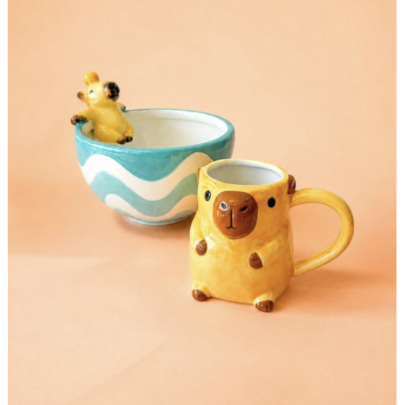 Capybara Mug Brown 10cm