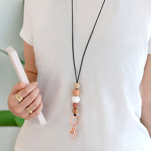 Necklace with colourful beads and a keychain 