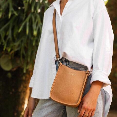 parker phone crossbody bag beige