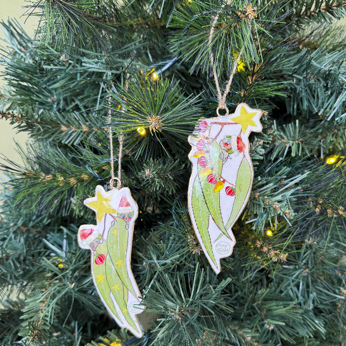 May Gibbs Gumnut Babies with Leaves & Bauble Metal Hanging Decoration 13cm